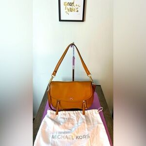 NEW-Michael Kors Pebble Leather Crossbody Shoulder